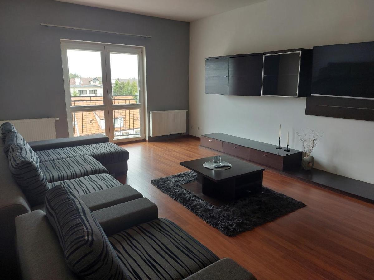 Caliente / Ozzy Hotel Uniescie Ngoại thất bức ảnh
